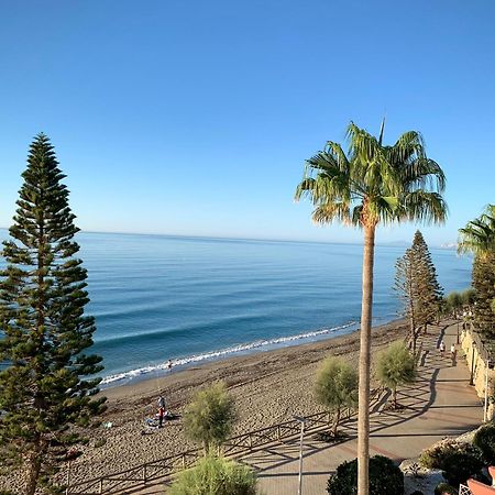 Penthouse On The Beachfront Estepona Esterno foto