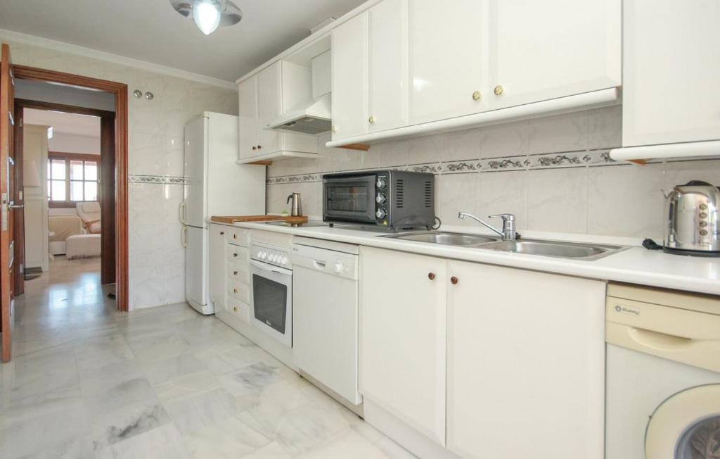 Penthouse On The Beachfront Estepona Esterno foto
