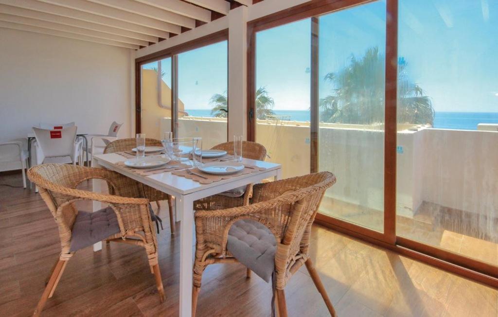 Penthouse On The Beachfront Estepona Esterno foto